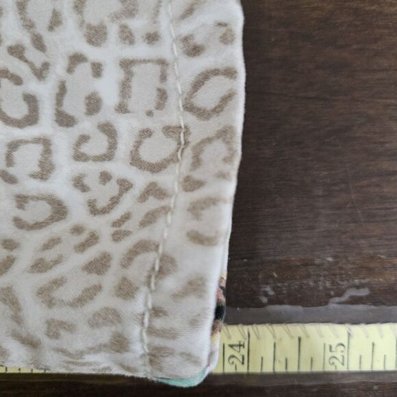 Chicos The Platinum Crop Size 1/8 Floral Travel Tropical Soft Jeans Cruisewear - Picture 11 of 12